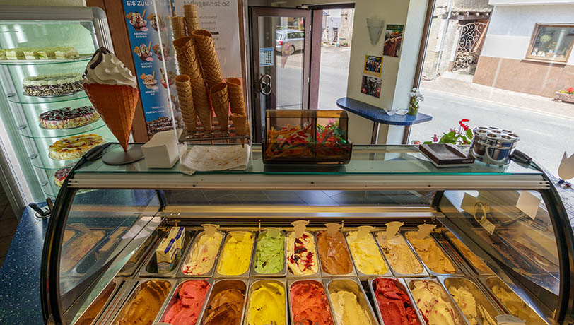Eiscafe Theke